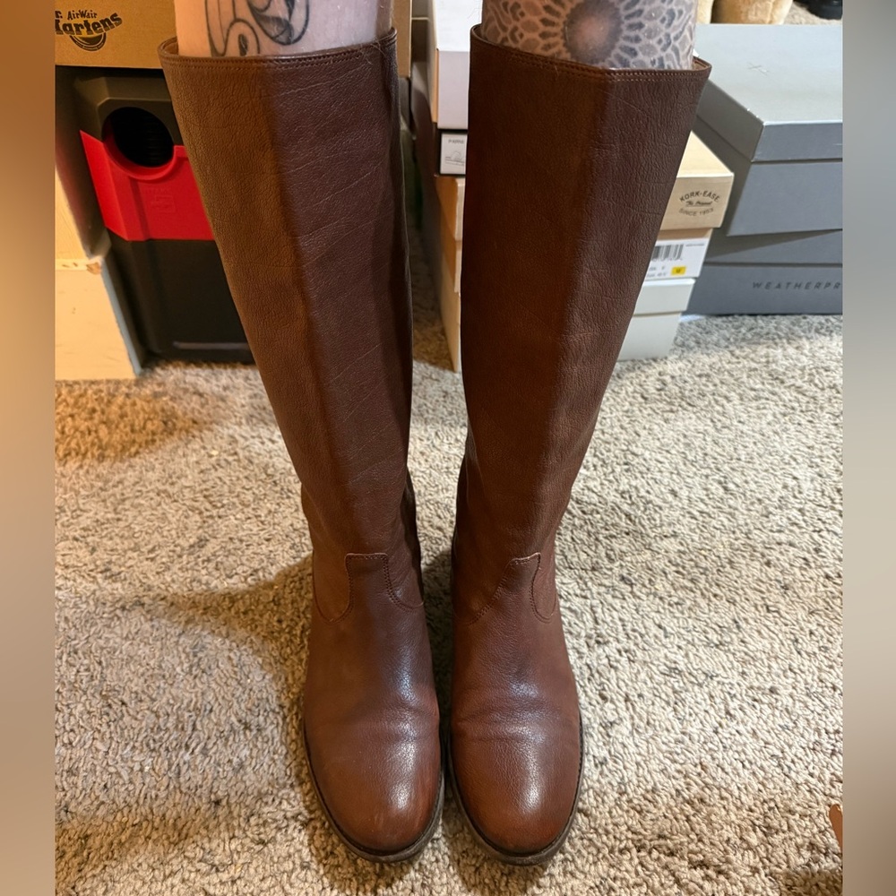 Frye tall riding boots women’s 8.5